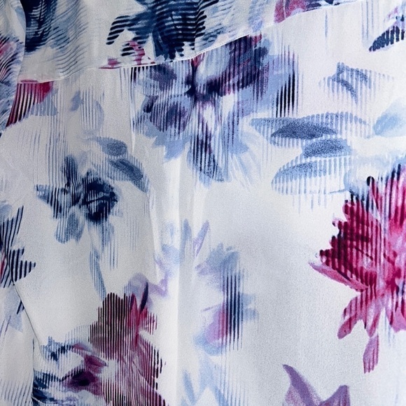 ELLEN Tracy White Floral Tunic, Medium - Picture 10 of 11